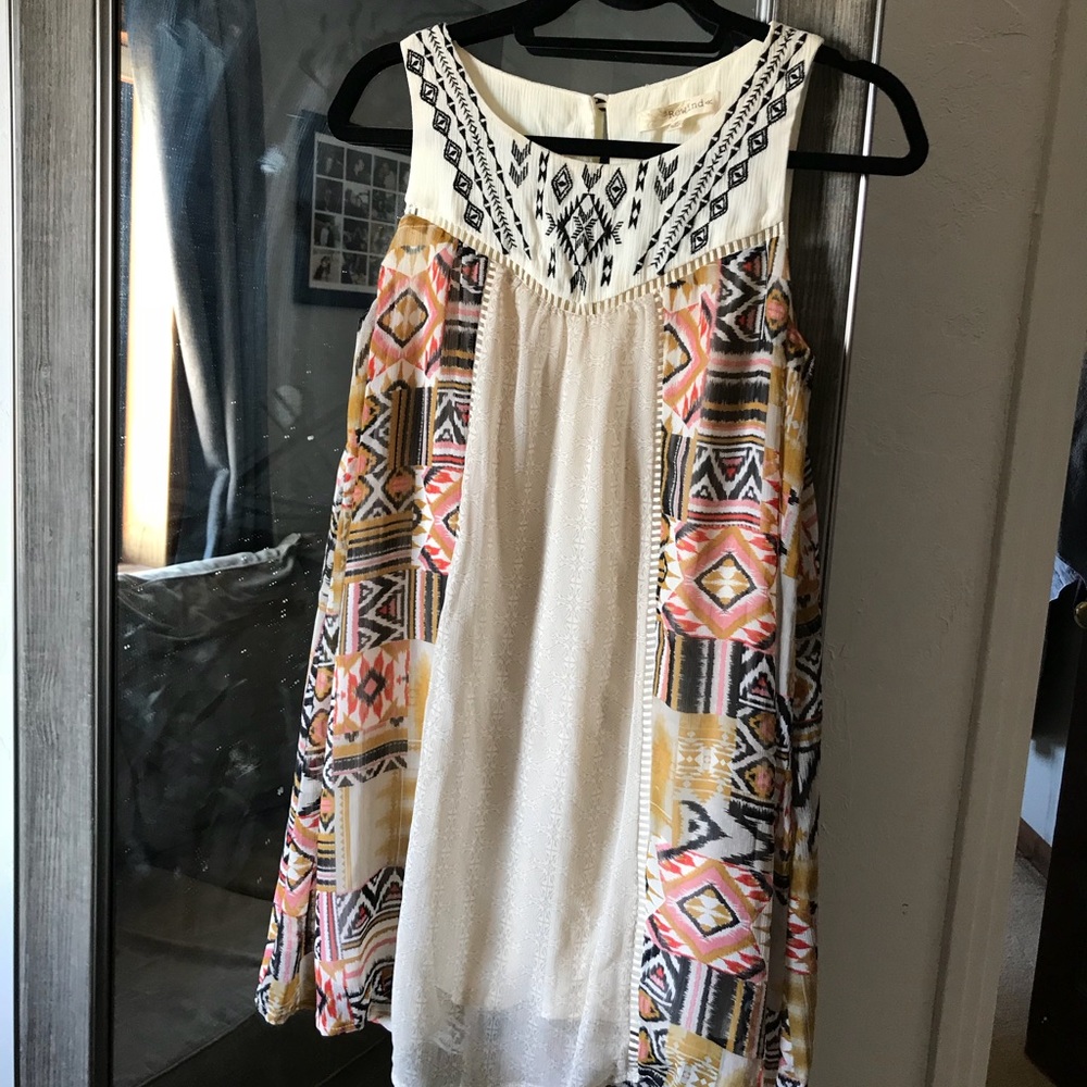Mini flowy patterned dress